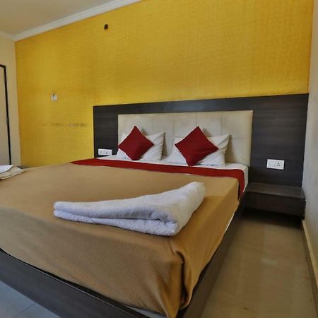 Hôtel Vijaya Lakshmi Residency à Bangalore Extérieur photo