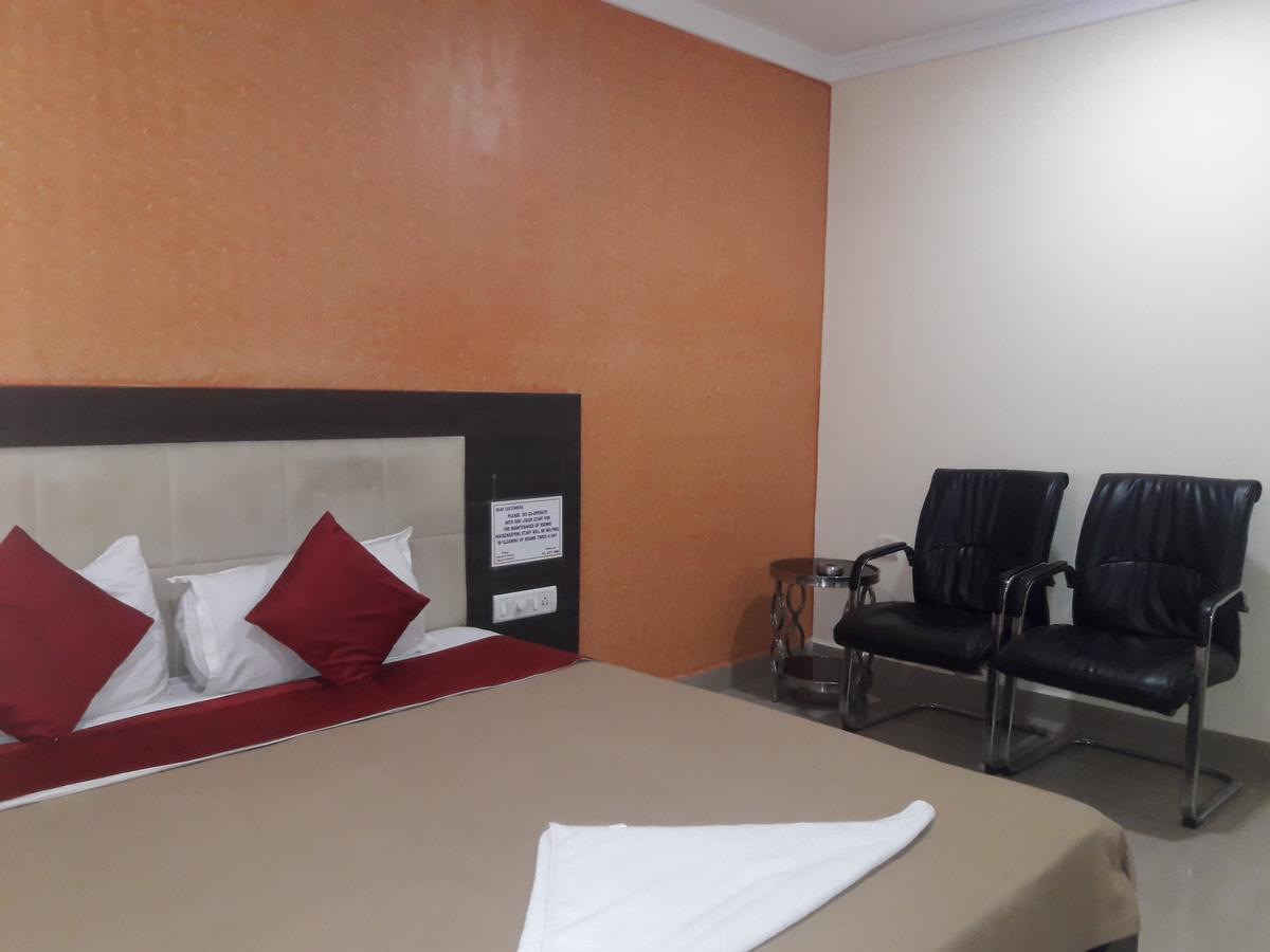 Hôtel Vijaya Lakshmi Residency à Bangalore Extérieur photo