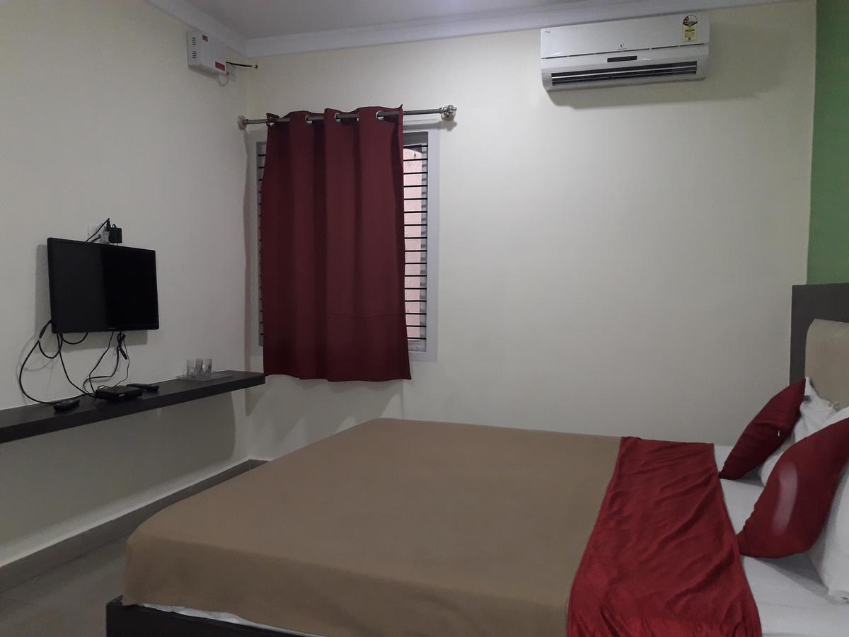 Hôtel Vijaya Lakshmi Residency à Bangalore Extérieur photo